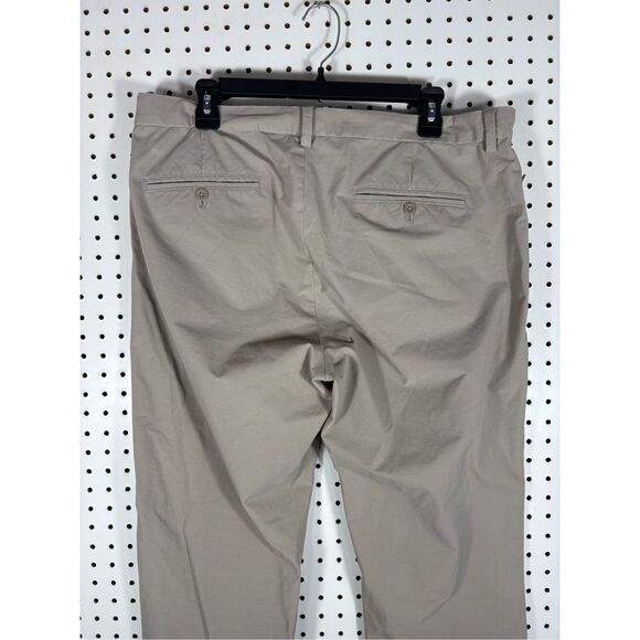 Vineyard Vines on the go performance khaki pants size 36x30 - Picture 6 of 11